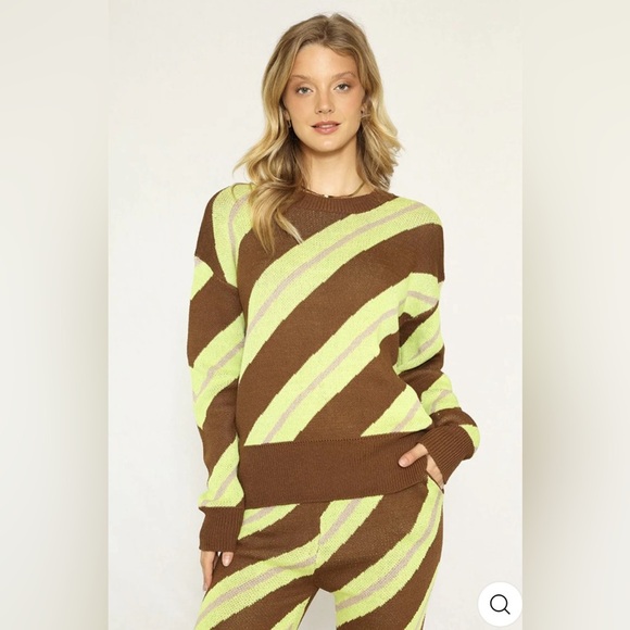 NWOT Miss Sparkling Stripe Sweater Set - Picture 3 of 7